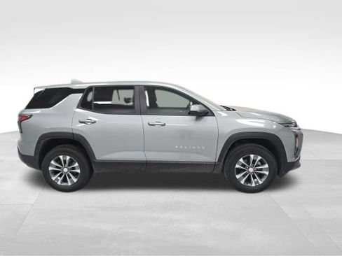 New 2026 Chevrolet Equinox LT image 6