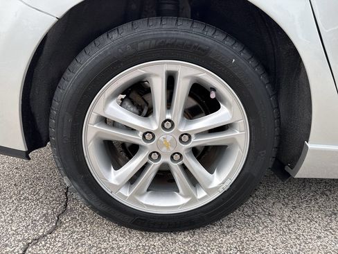 Used 2017 Chevrolet Cruze LT w/ Sun And Sound Package image 51