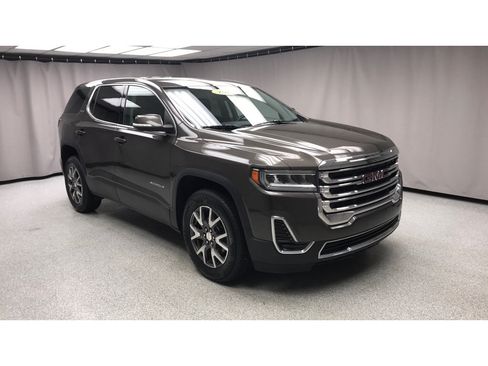 Used 2020 GMC Acadia SLE w/ LPO, Floor Liner Package AWD/4WD image 5