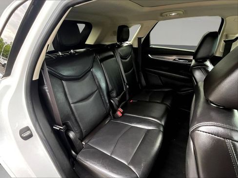Used 2017 Cadillac XT5 Luxury w/ Driver Awareness Package AWD/4WD image 28