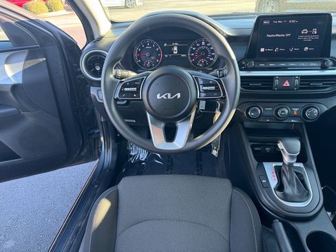 Used 2024 Kia Forte LX image 12