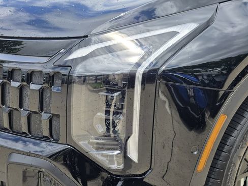 New 2026 Kia Sportage X-Line AWD/4WD image 7
