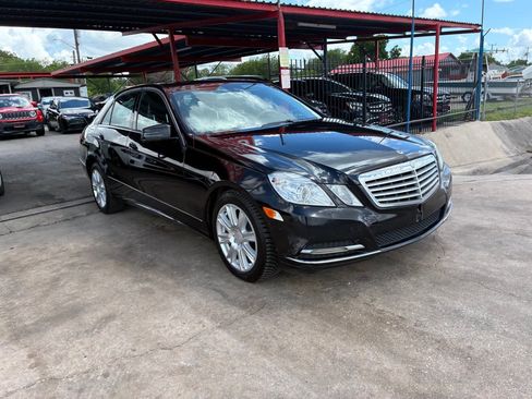 Used 2013 Mercedes-Benz E 350 Sedan image 12