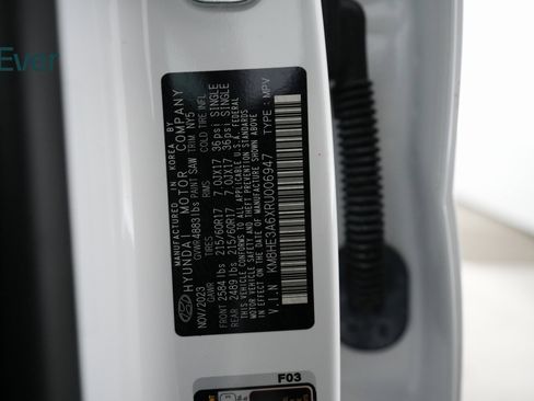 Used 2024 Hyundai Kona Limited image 26