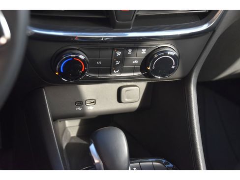 Used 2026 Buick Encore GX Preferred image 30