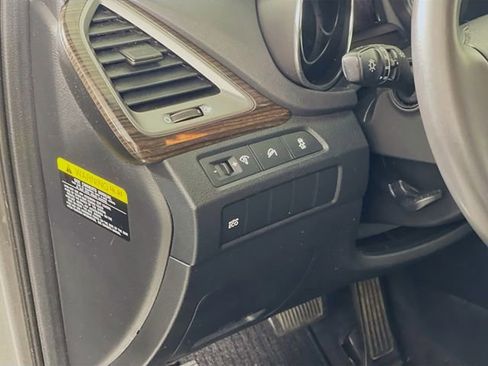 Used 2013 Hyundai Santa Fe Sport 2.0T FWD image 11