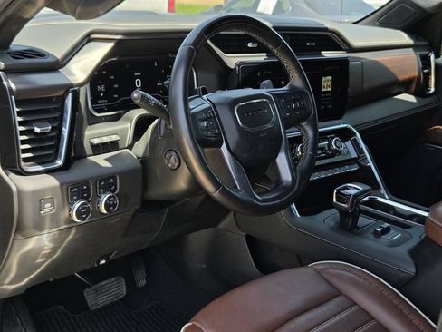 Used 2023 GMC Sierra 1500 Denali Ultimate AWD/4WD image 29