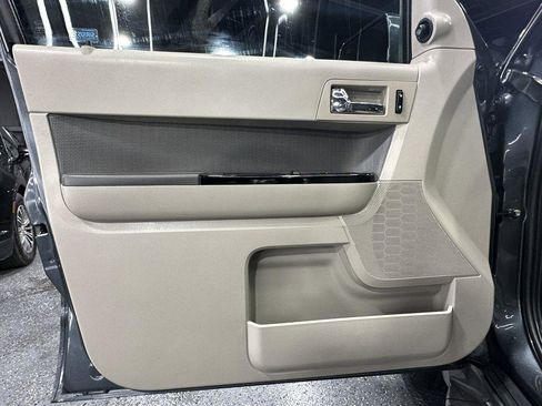 Used 2009 Ford Escape Limited image 14