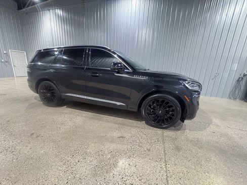 Used 2022 Lincoln Aviator Reserve w/ Equipment Group 201A image 5