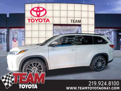 Used 2017 Toyota Highlander SE