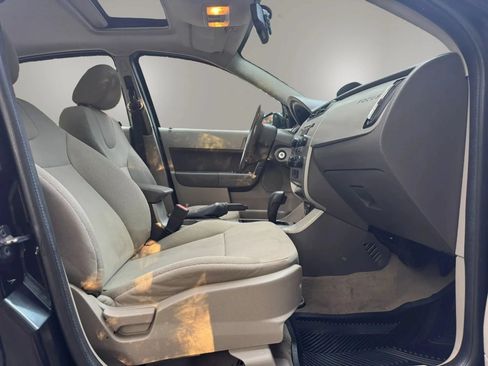 Used 2009 Ford Focus SES FWD image 15