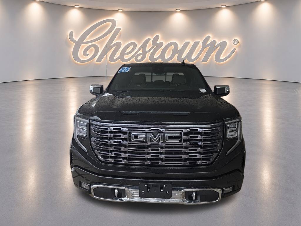 Used 2025 GMC Sierra 1500 Denali Ultimate AWD/4WD image 2