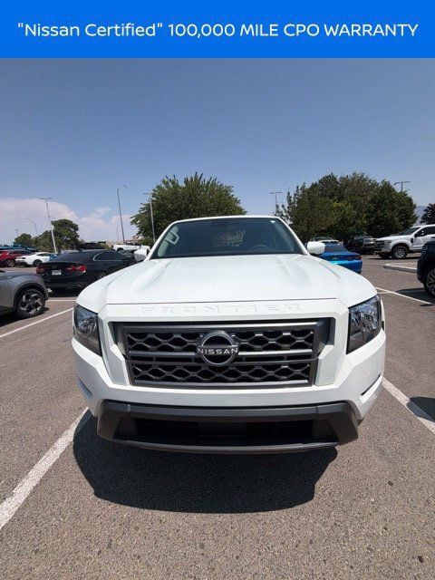 Certified 2024 Nissan Frontier SV AWD/4WD image 1