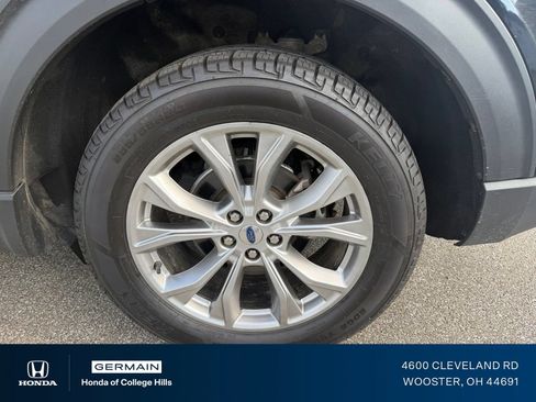Used 2024 Ford Explorer Limited AWD/4WD image 11