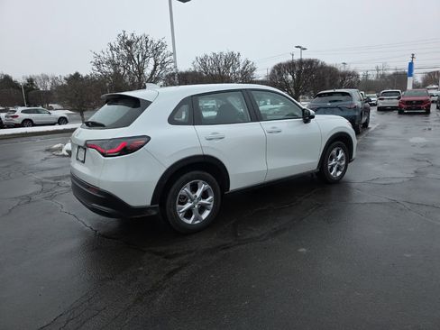 Certified 2023 Honda HR-V LX image 7