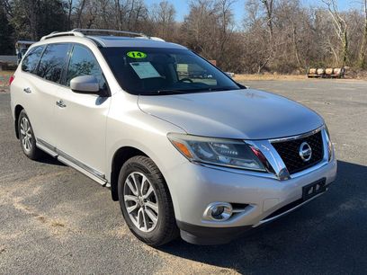 Used 2014 Nissan Pathfinder SL w/ SL Premium Package