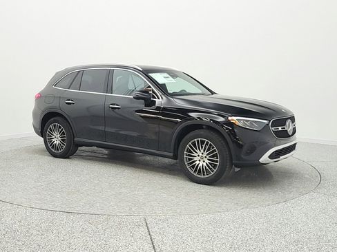 Used 2020 Mercedes-Benz C 300 Coupe w/ AMG Line image 3