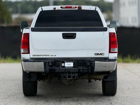 Used 2013 GMC Sierra 2500 SLE w/ HD SLE Premium Package AWD/4WD image 4