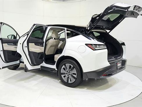 Certified 2025 Nissan Murano SL w/ Cargo Package AWD/4WD image 31