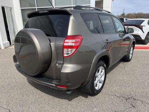 Used 2012 Toyota RAV4 Limited w/ Navigation Value Pkg AWD/4WD image 11