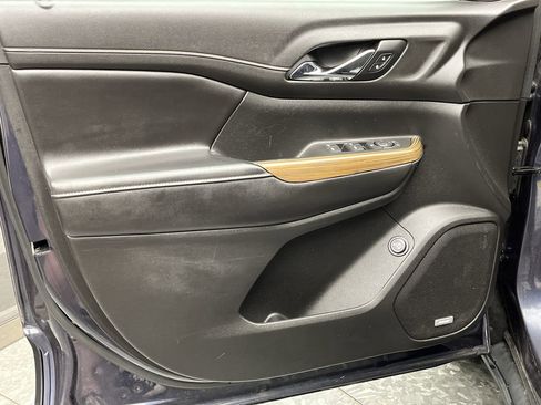 Used 2019 GMC Acadia SLE AWD/4WD image 6