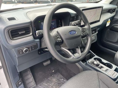 New 2025 Ford Maverick XL image 15