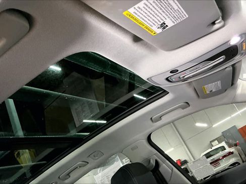 Used 2023 Audi Q5 2.0T Premium w/ Convenience Package image 24