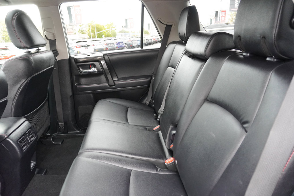 Used 2021 Toyota 4Runner Venture w/ Moonroof Package AWD/4WD image 46