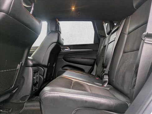 Used 2019 Jeep Grand Cherokee Altitude image 23