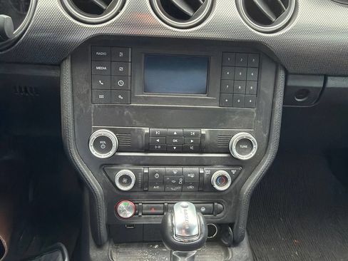 Used 2020 Ford Mustang GT RWD image 12