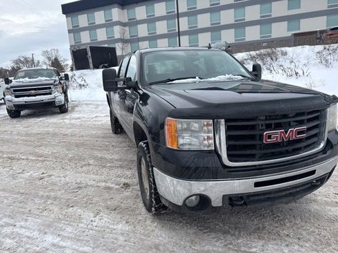 Used 2008 GMC Sierra 2500 SLE w/ Convenience Package image 9