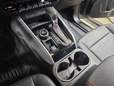 Certified 2023 Chevrolet Colorado Z71 w/ Z71 Convenience Package 2 image 27