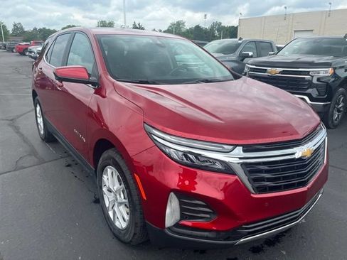 Used 2022 Chevrolet Equinox LT FWD image 4
