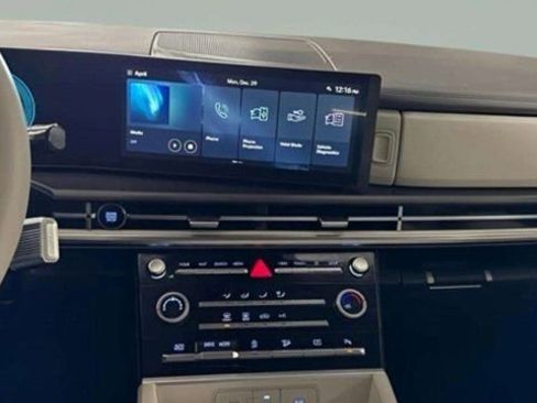 Used 2024 Hyundai Santa Fe SE image 35