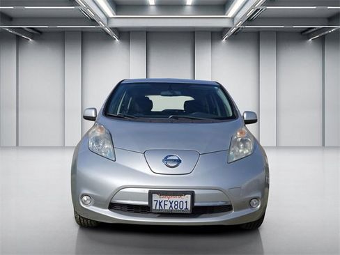 Used 2015 Nissan Leaf S w/ Charge Package image 2