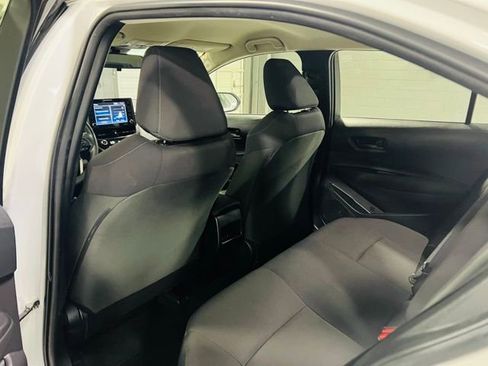 Used 2022 Toyota Corolla LE FWD image 22