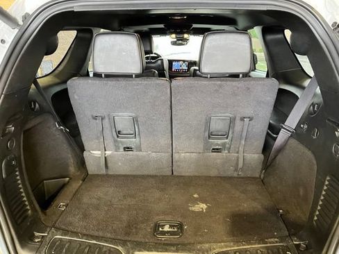 Used 2023 Dodge Durango R/T w/ Tow 'N Go Package AWD/4WD image 10