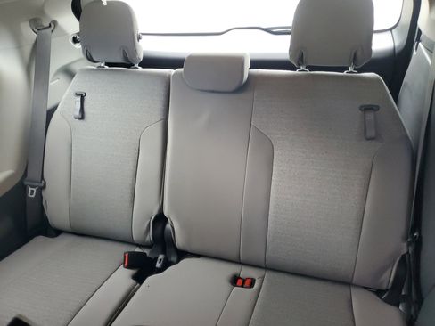 Used 2024 Toyota Sienna LE AWD/4WD image 14