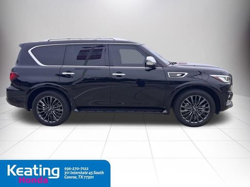Used 2022 INFINITI QX80 Sensory w/ Cargo Package AWD/4WD image 5