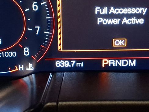 Used 2022 Ford Mustang Shelby GT500 w/ Carbon Fiber Track Pack image 20