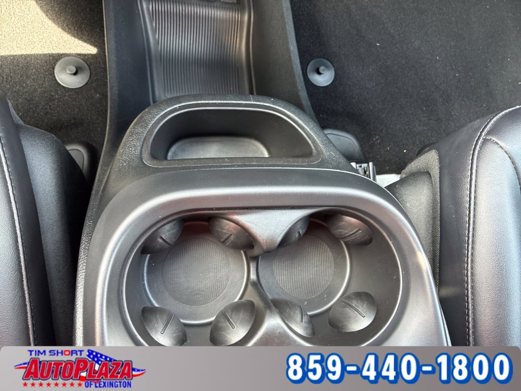 Used 2025 Chrysler Pacifica Select FWD image 34