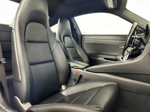 Used 2018 Porsche 911 Carrera RWD image 22