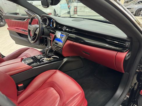 Used 2020 Maserati Quattroporte S image 42