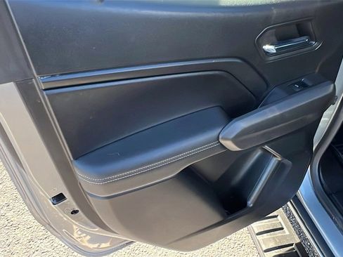 Certified 2023 Chevrolet Colorado LT w/ LT Convenience Package II image 20