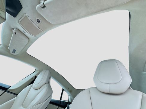 Used 2019 Tesla Model S AWD image 13