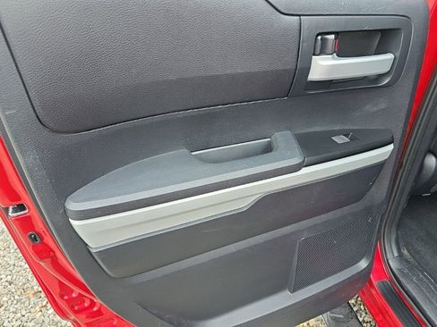 Used 2014 Toyota Tundra SR5 image 13