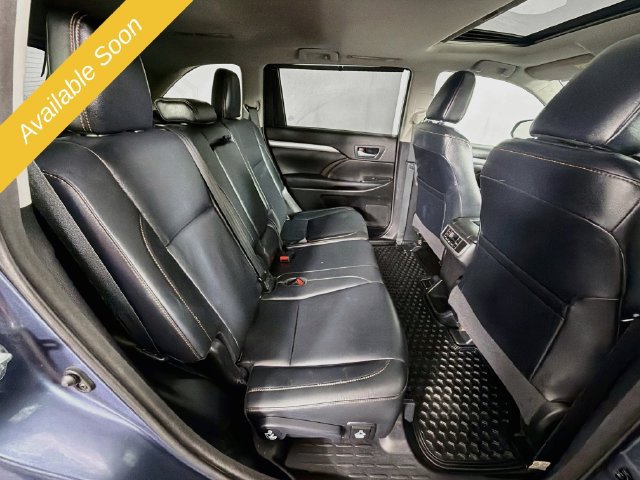 Used 2018 Toyota Highlander XLE AWD/4WD image 27