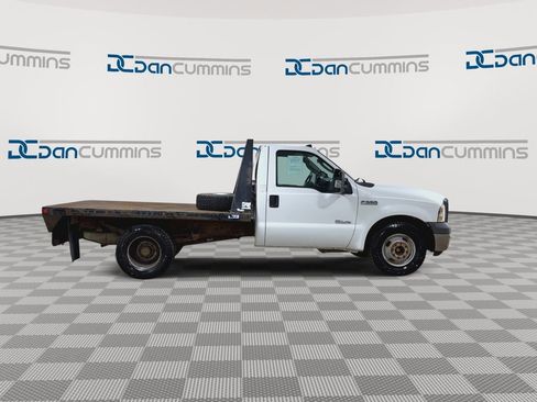 Used 2006 Ford F350 XL image 9