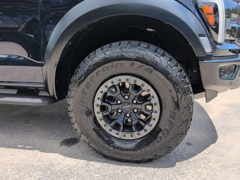 Certified 2025 Ford F150 Raptor AWD/4WD image 12