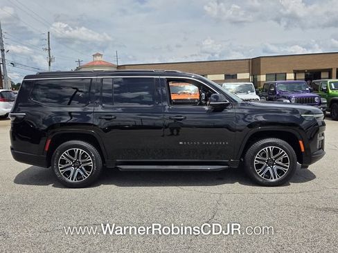 New 2026 Jeep Grand Wagoneer 2WD w/ 8-Passenger Seating Package image 15